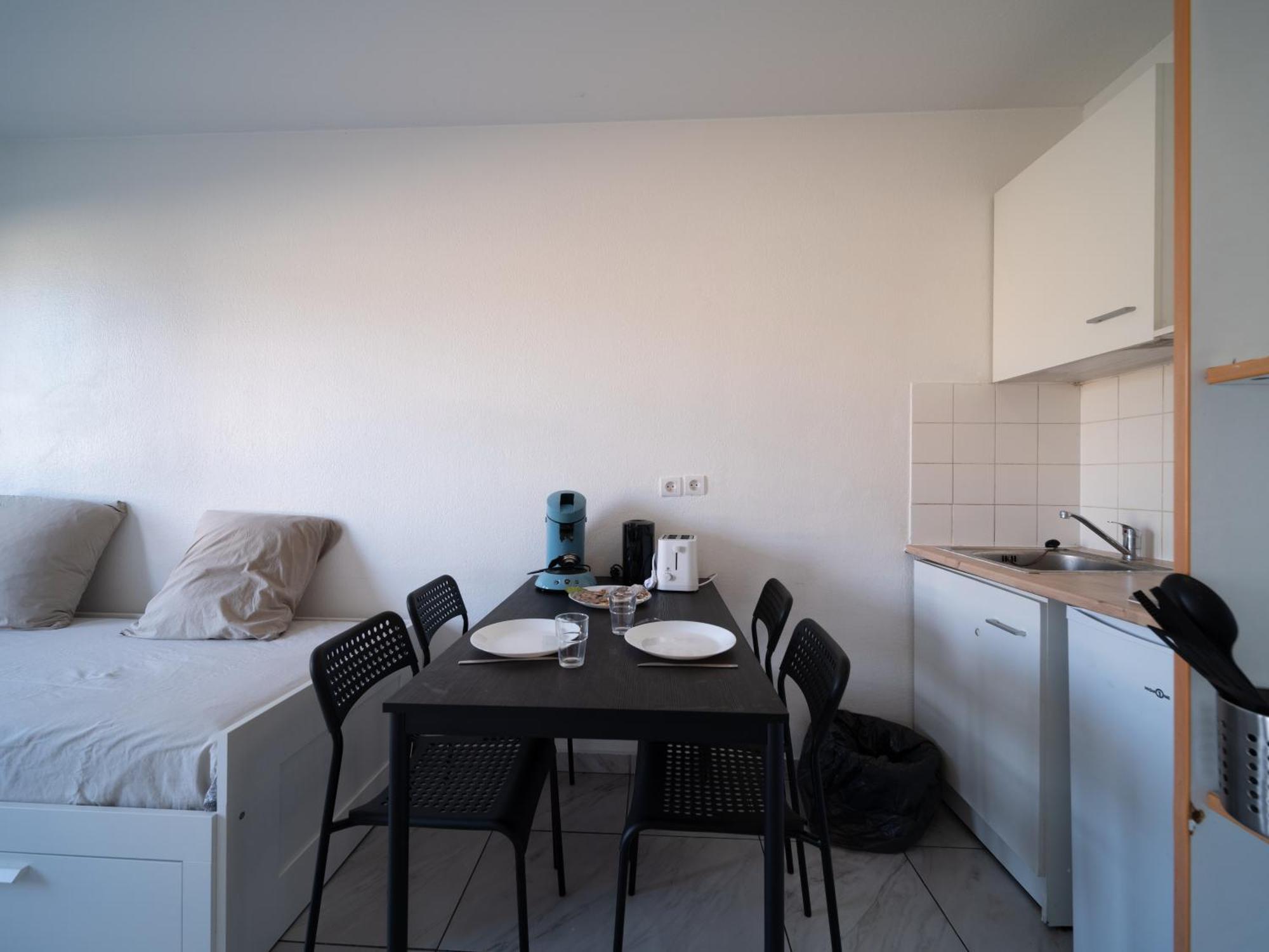 Appartement Tout Equipe A 6Min De La Gare St Charles Marselha Exterior foto